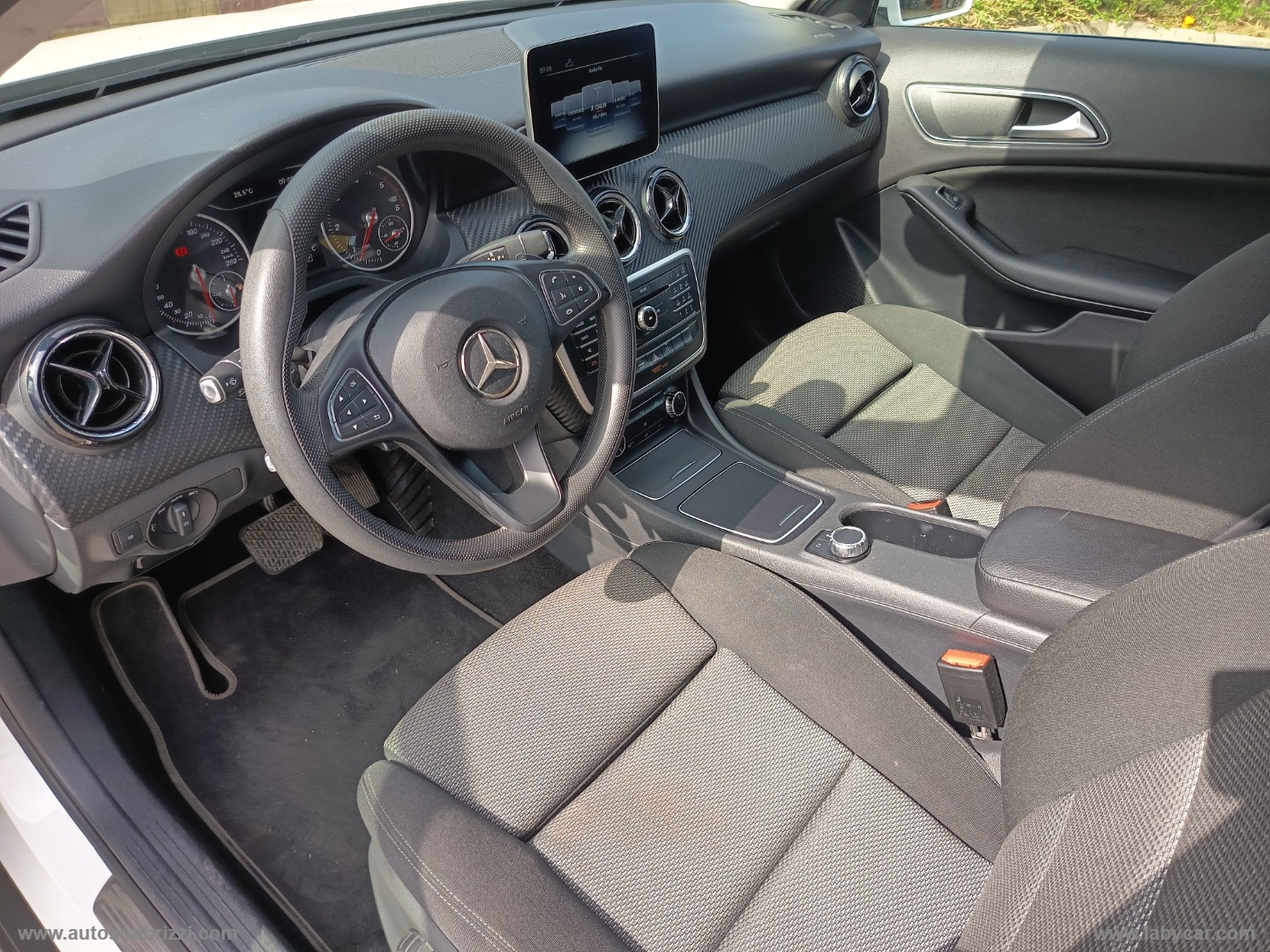 GLA 200 d Automatic Business - immagine 5