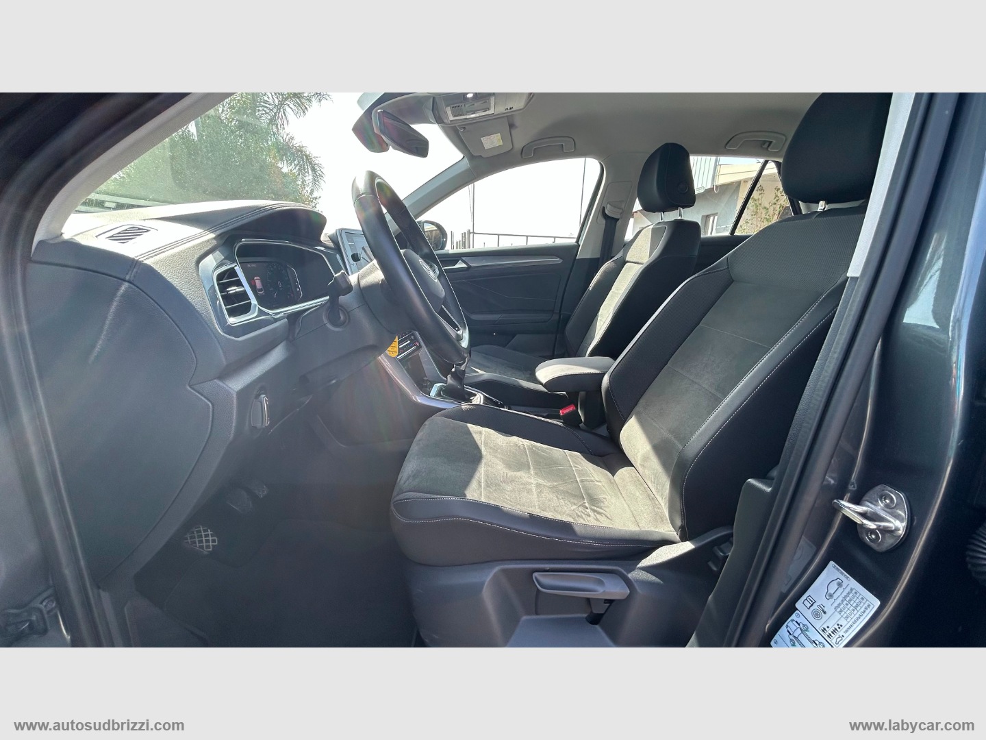T-Roc 2.0 TDI 116 CV SCR Style - immagine 5