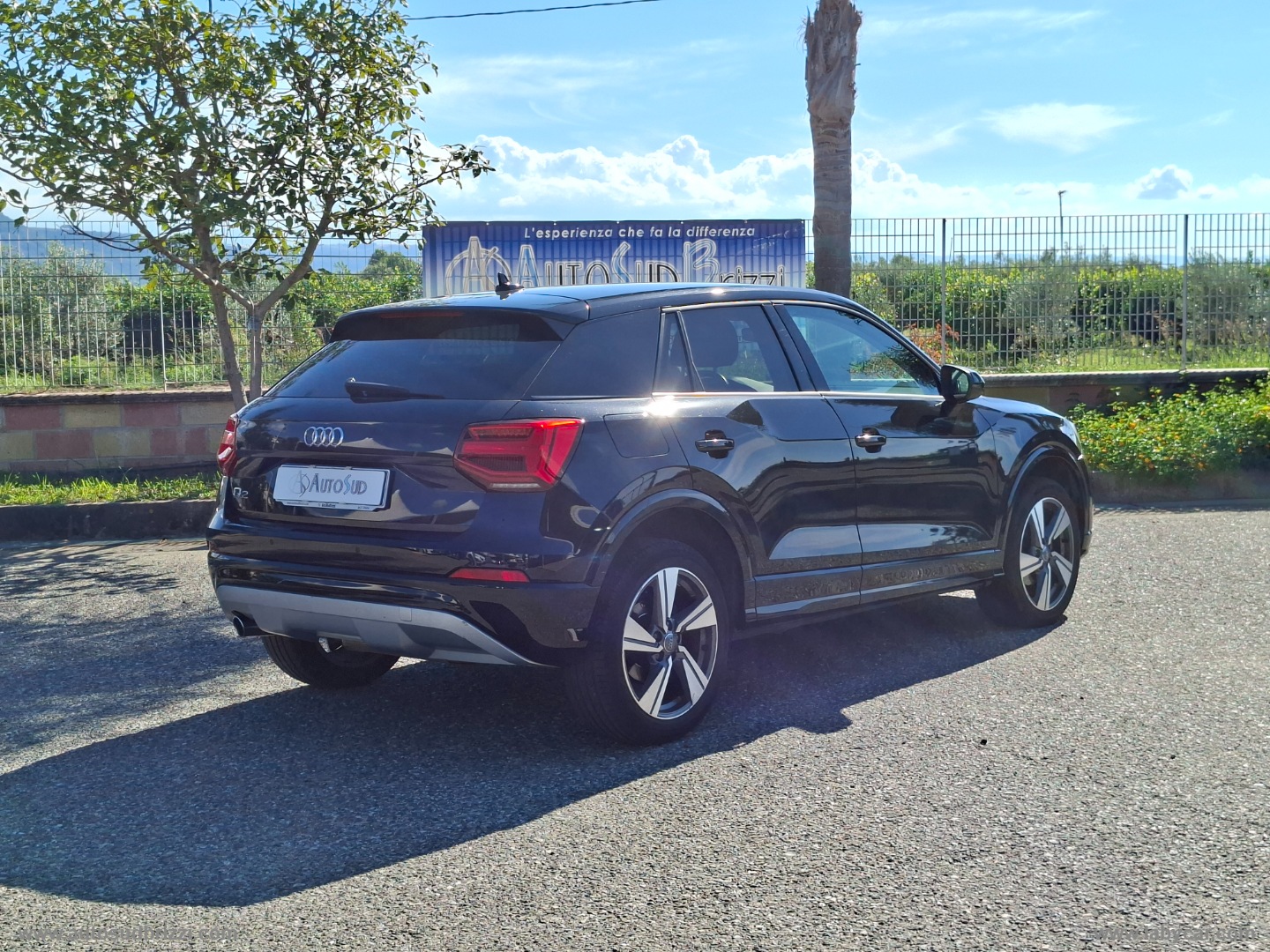 Q2 30 TDI S tronic Identity Black - immagine 5