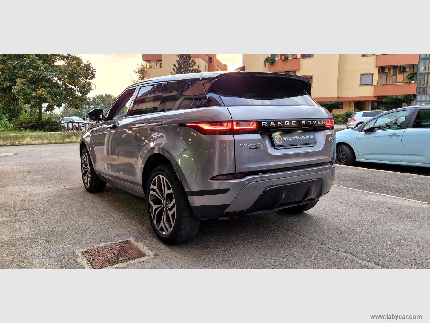 RR Evoque 2.0 IBRIDO 150 CV AWD Auto S - immagine 5