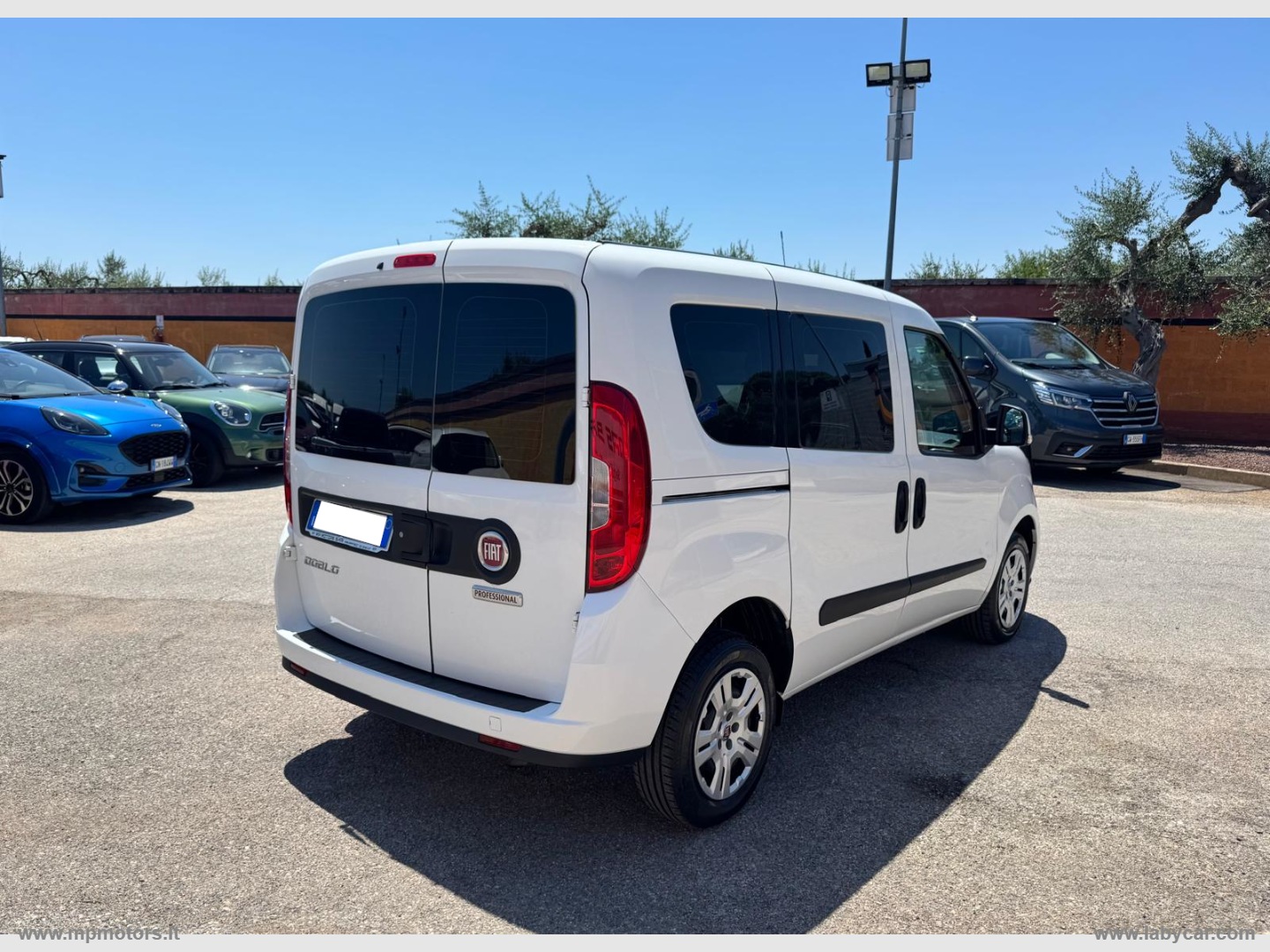 DOBLO COMBI LOUNGE 1.6 MJ 105CV AUTOCARRO - immagine 5