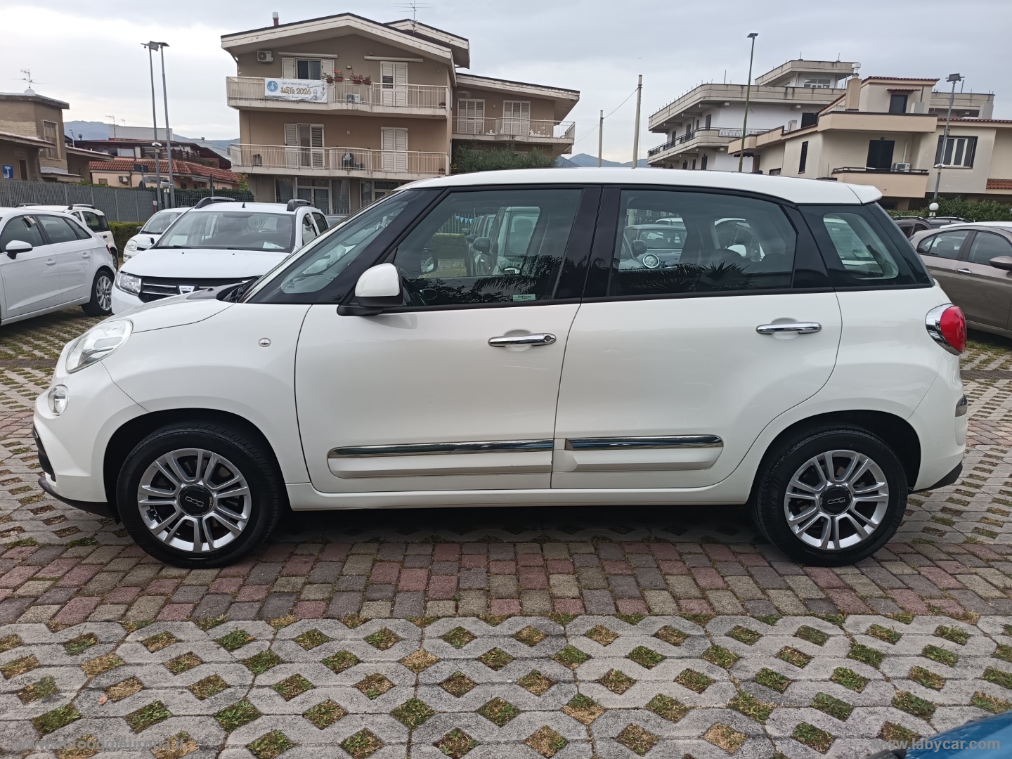 500L 1.4 T-Jet 120 CV GPL Lounge - immagine 5