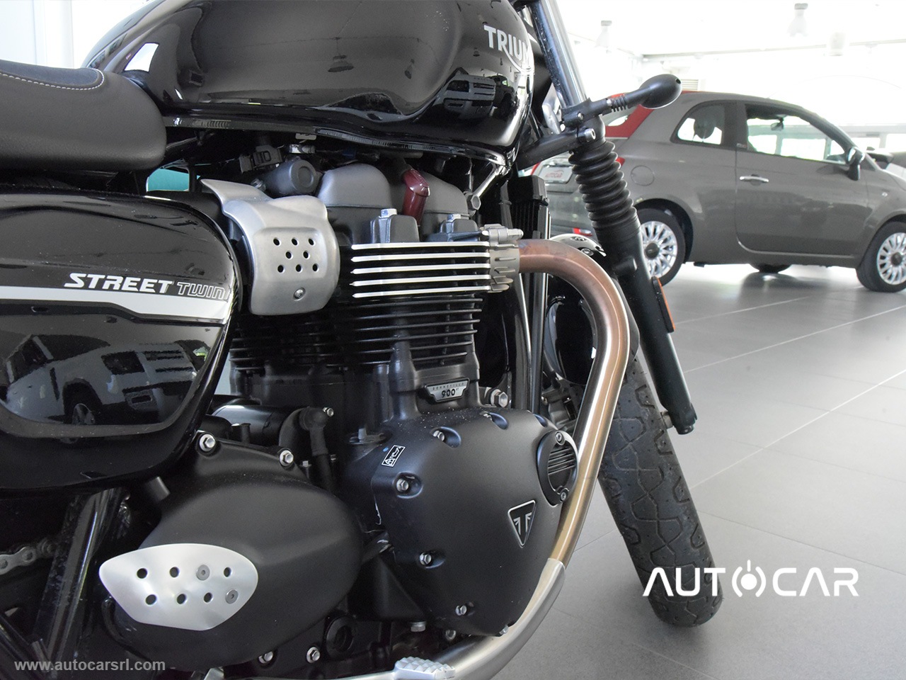 STREET TWIN - immagine 5