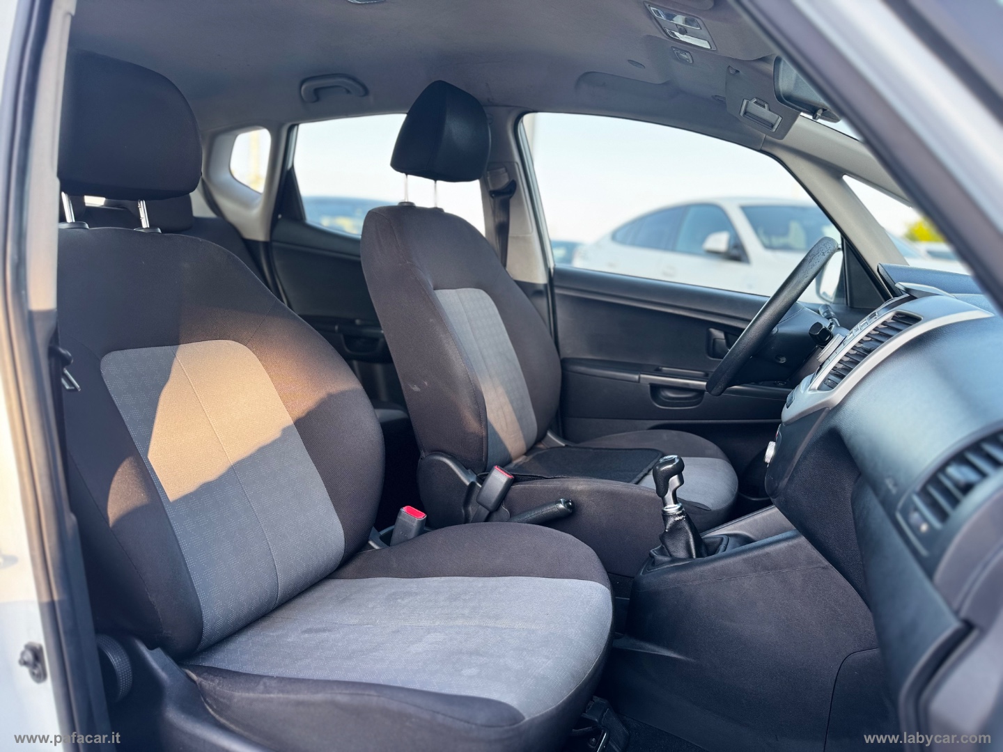 Venga 1.4 CRDi 90 CV Active - immagine 5