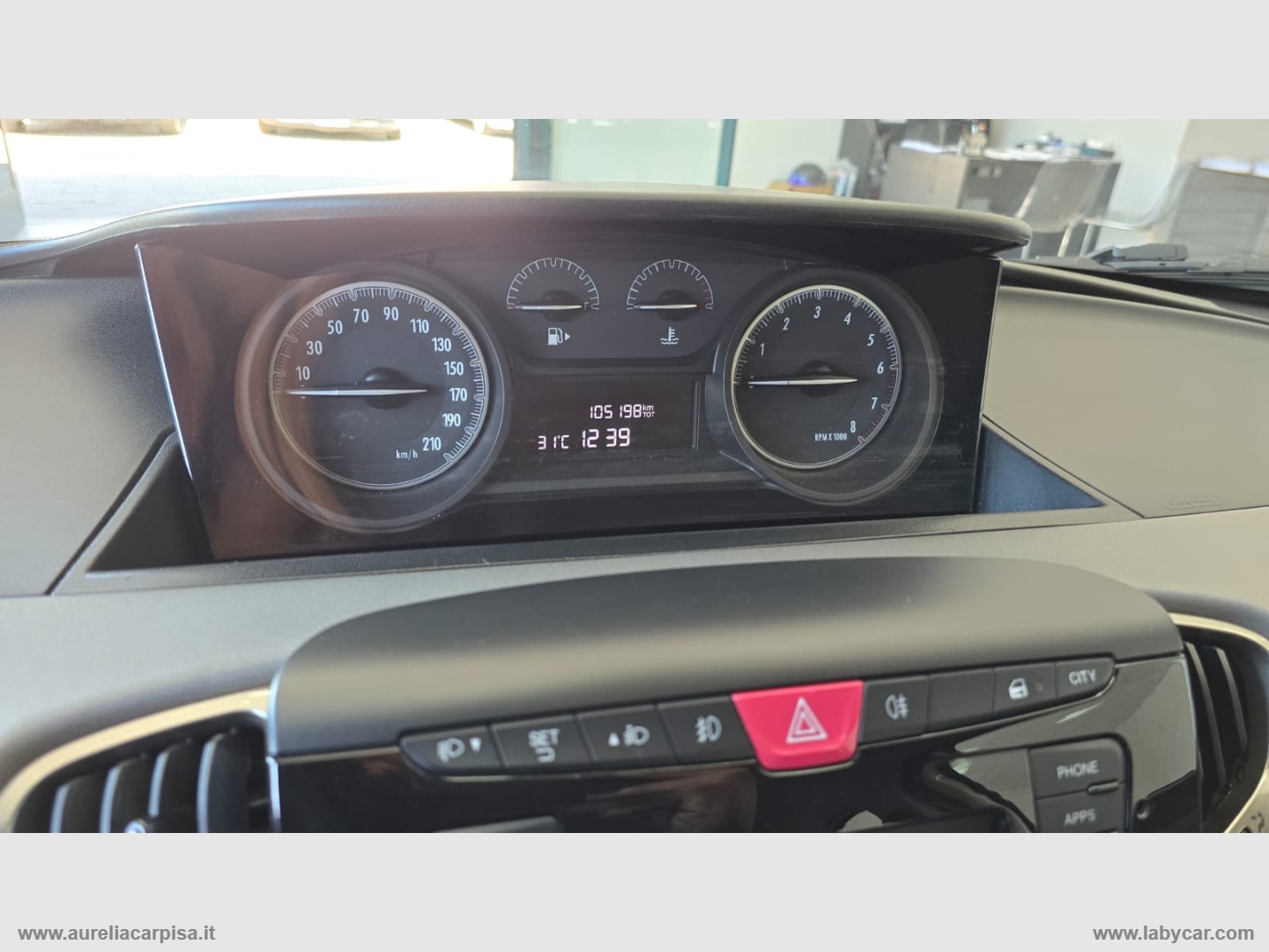 Ypsilon 1.2 69 CV 5p. Gold - immagine 5
