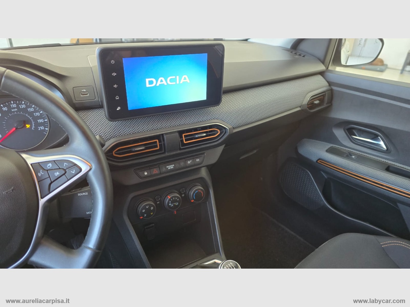 Sandero Stepway 1.0 TCe 90 CV Comfort - immagine 5