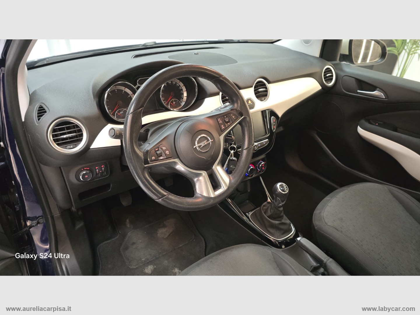 Adam 1.2 70 CV Glam - immagine 5