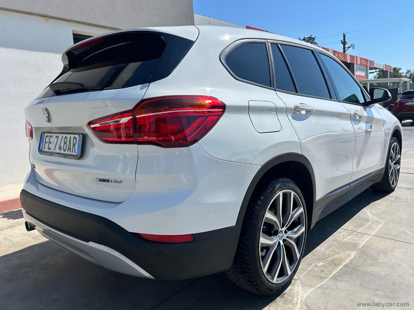 X1 xDrive18d Sport - immagine 5