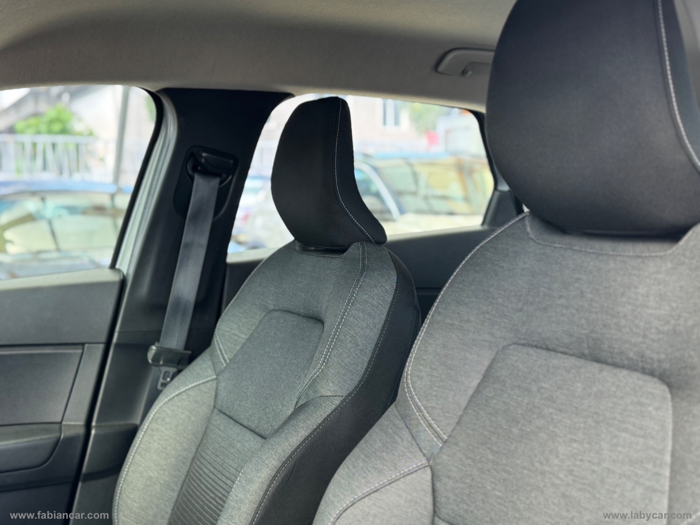 Captur 1.5 Blue dCi 115ch Business EDC - immagine 5
