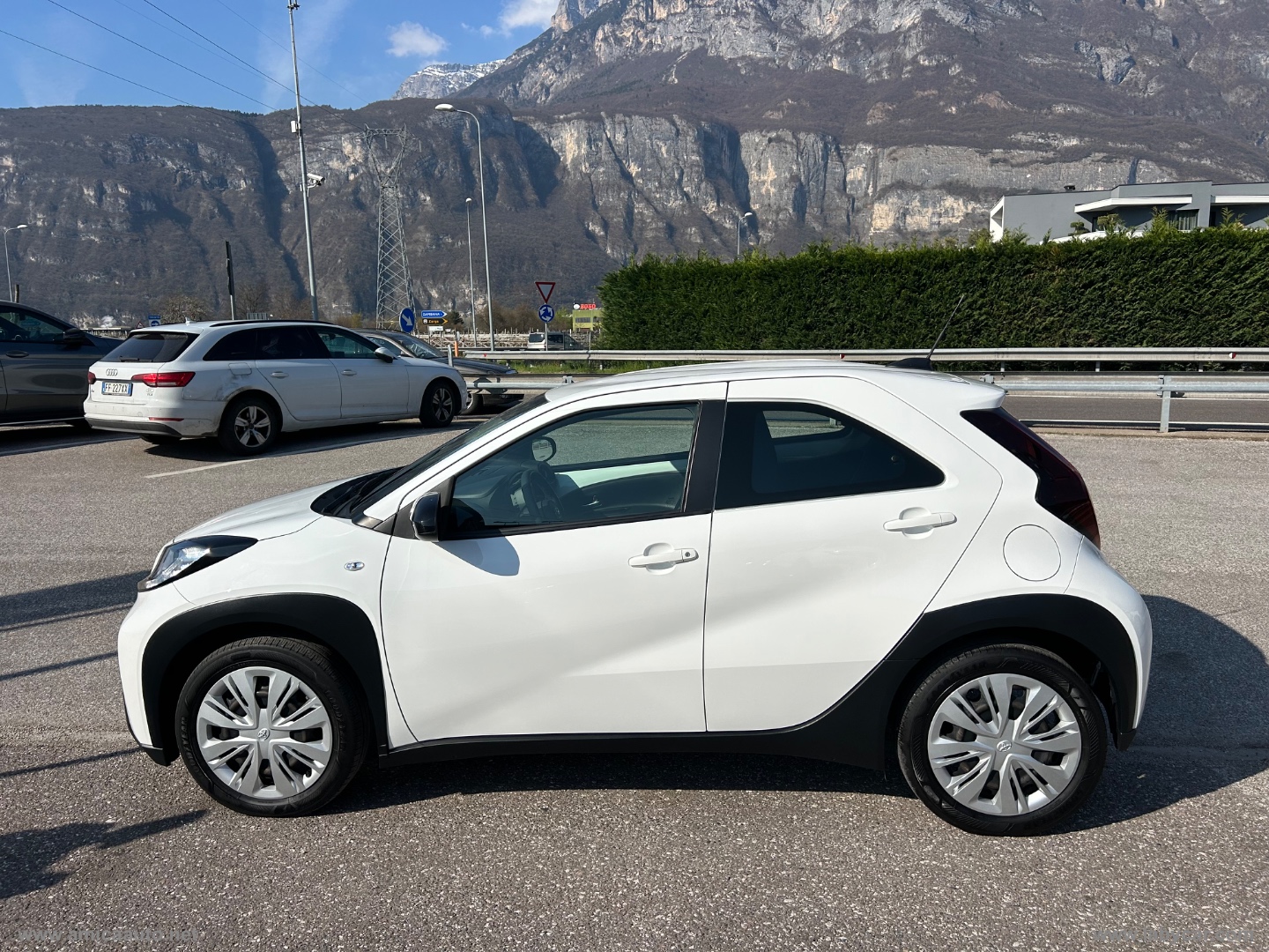 Aygo X 1.0 VVT-i 72 CV 5p. TREND - immagine 5