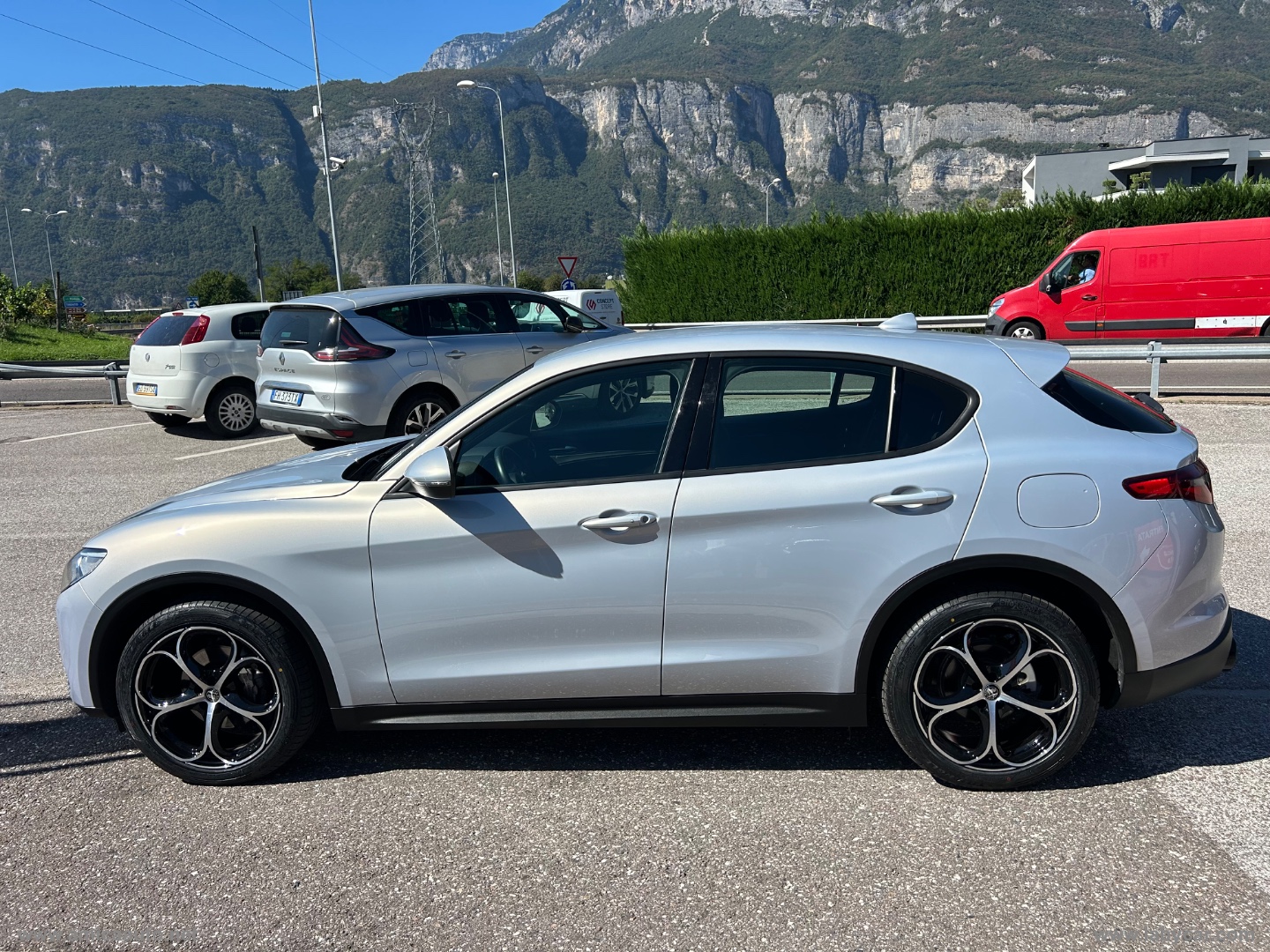 Stelvio 2.2 T.d. 190 CV AT8 Q4 Sup. Bus. - immagine 5