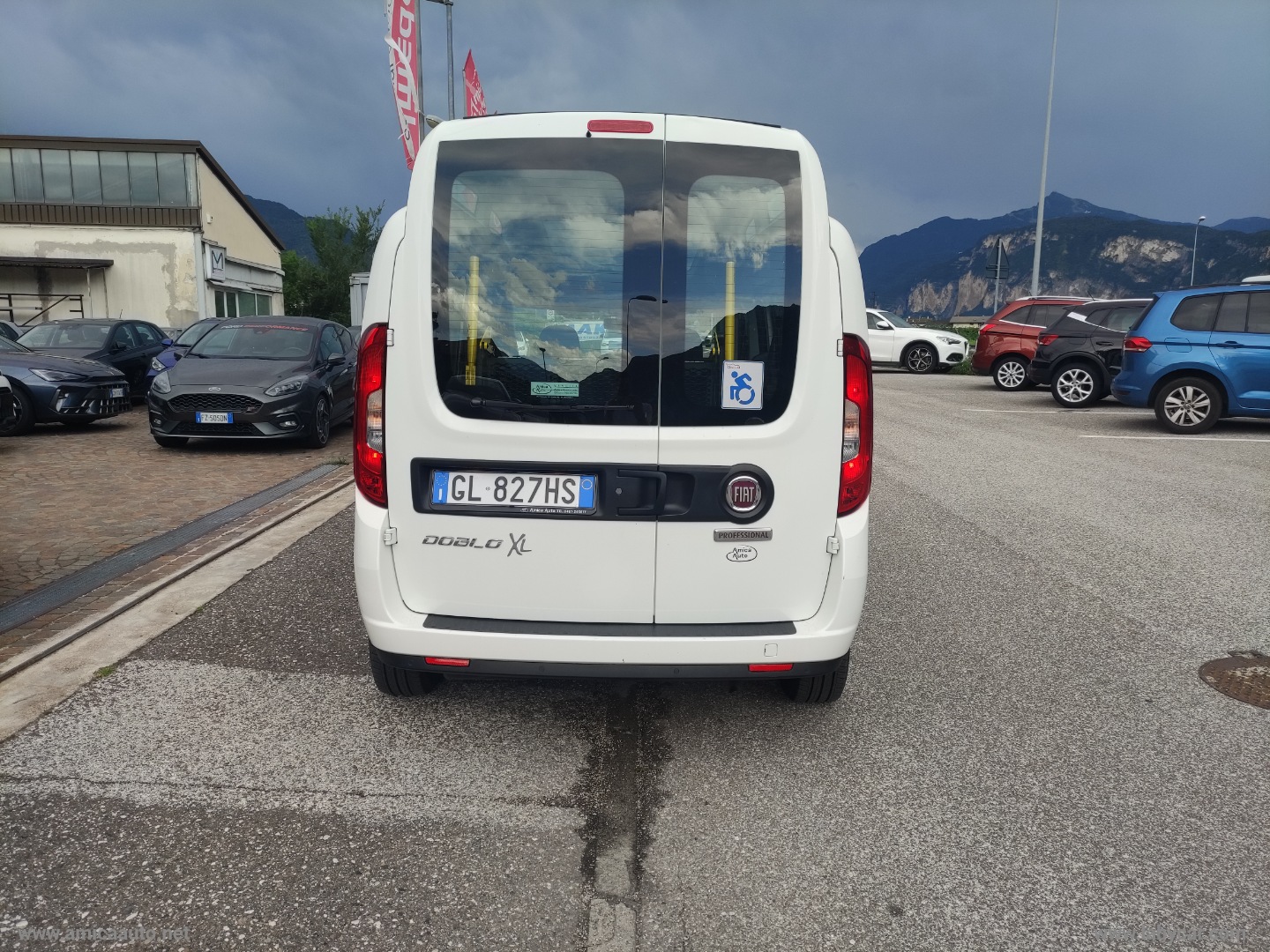 Doblò 1.6 MJT 120 PL Combi Maxi Loun. TETTO ALTO CON PEDANA POST. PER OSPITI DISABILI - immagine 5