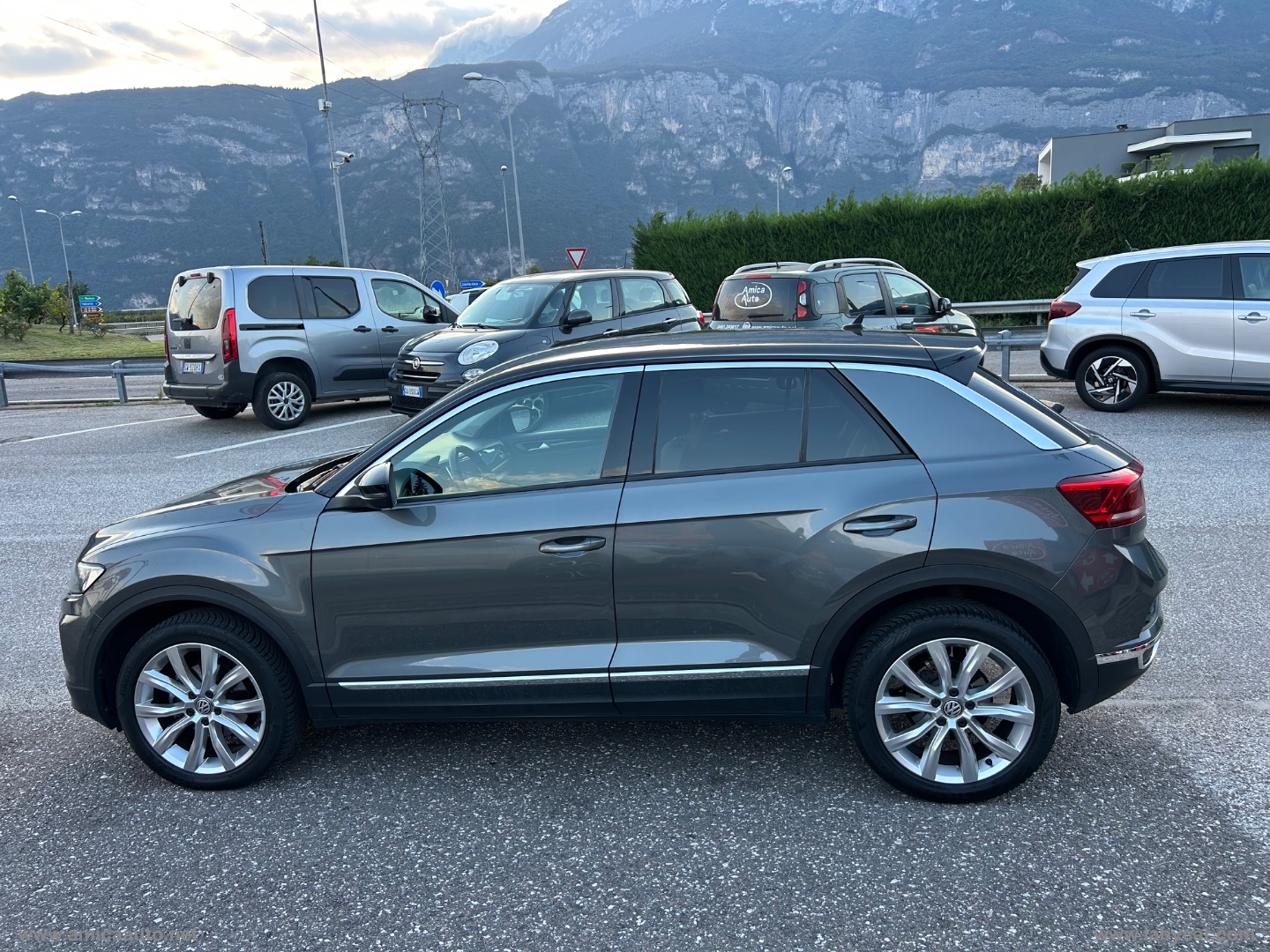 T-Roc 1.6 TDI SCR Advanced BlueMot.Tech. - immagine 5
