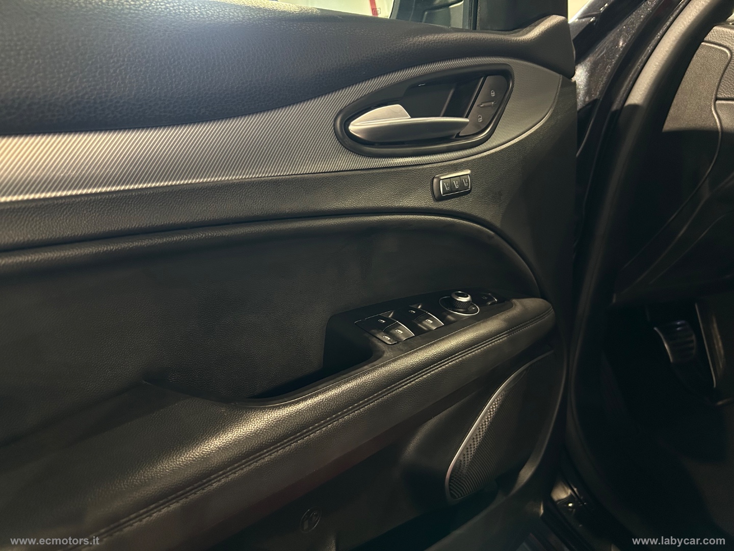 Stelvio 2.2 T.diesel 210CV AT8 Q4 Veloce - immagine 5