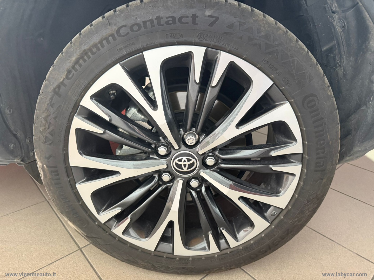 Yaris Cross 1.5 Hybrid 5p. E-CVT Prem. - immagine 5