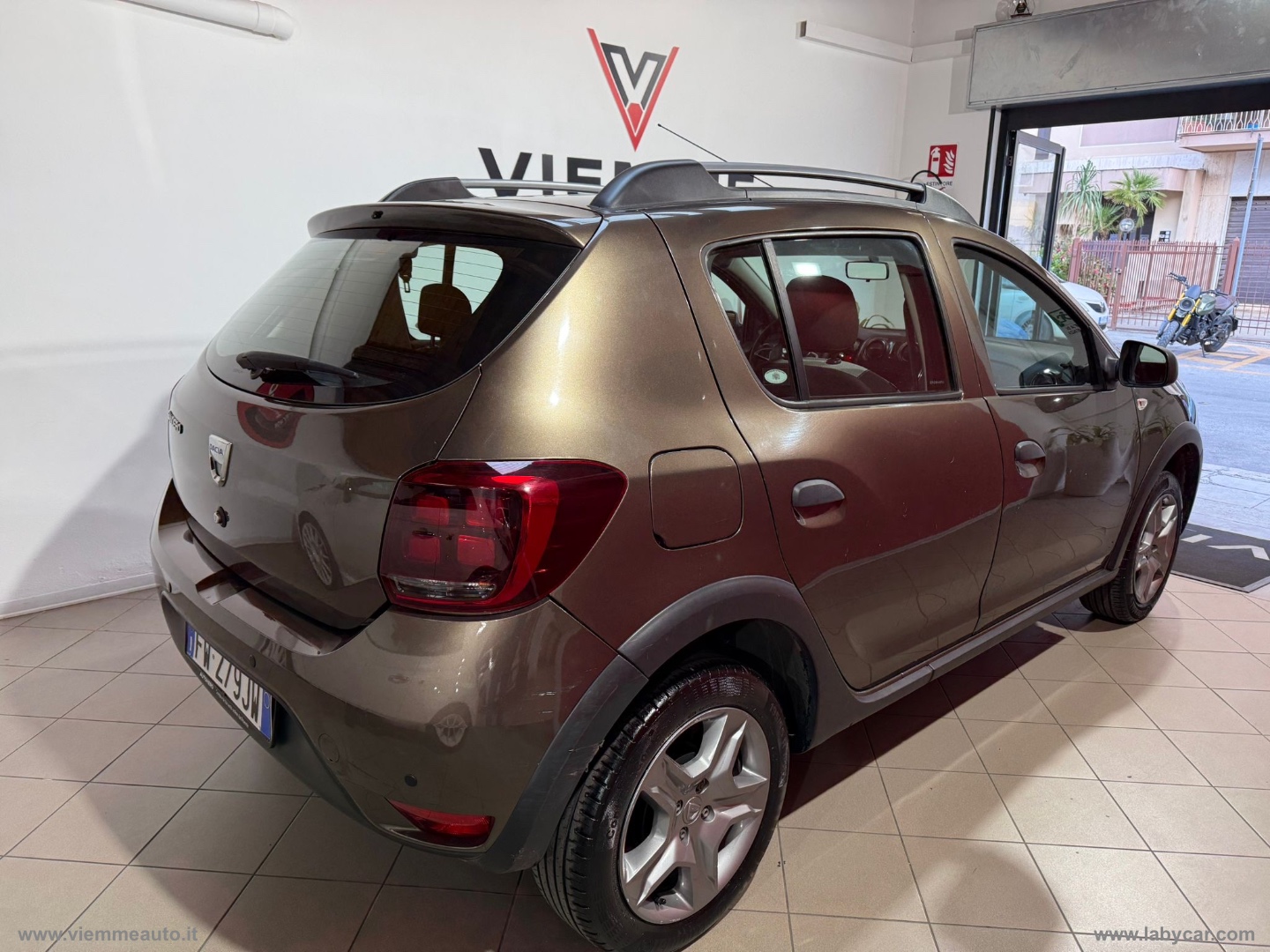 Sandero Stepway 1.0 SCe 75CV Access - immagine 5
