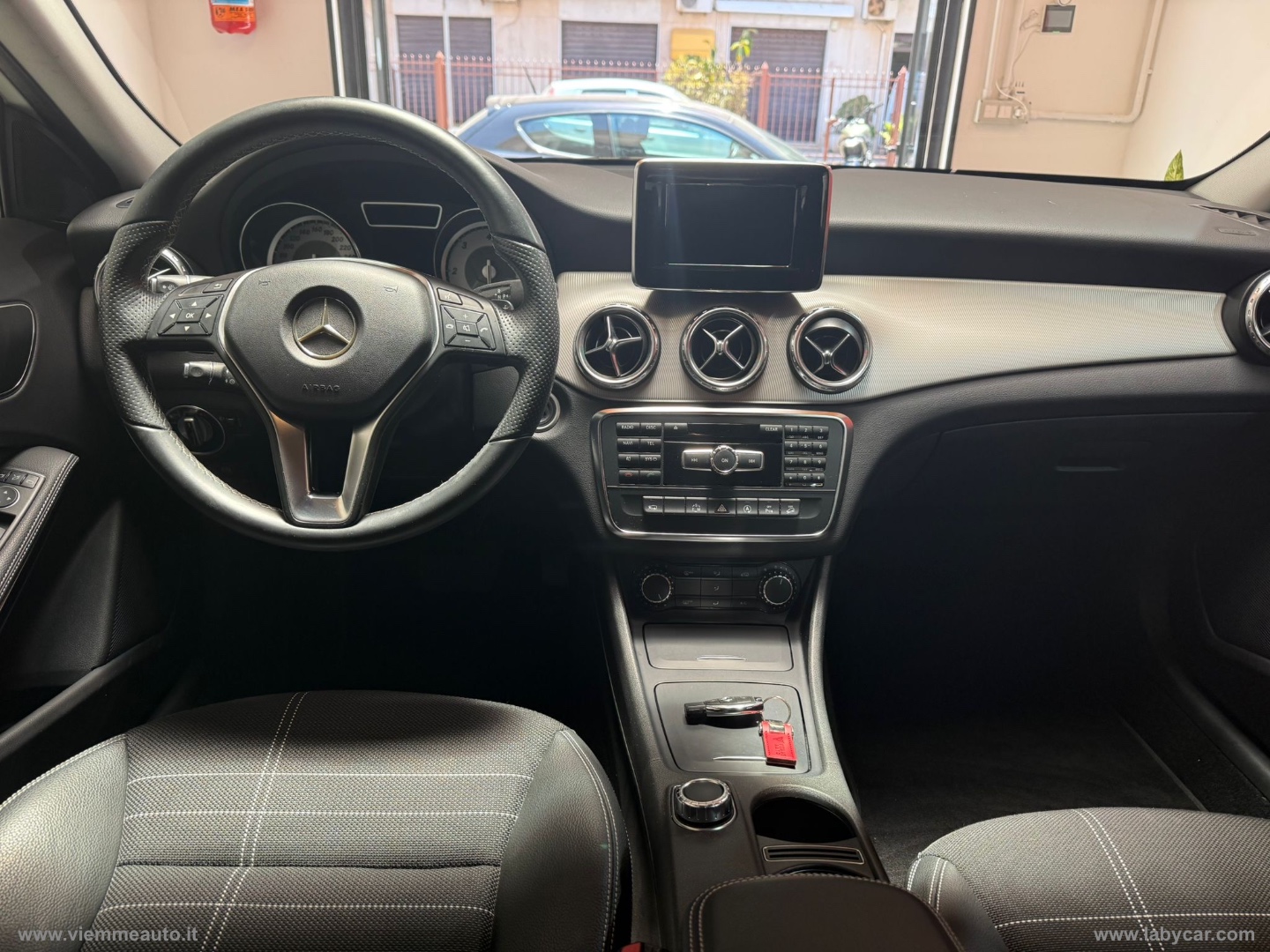 GLA 200 CDI Automatic 4Matic Premium - immagine 5