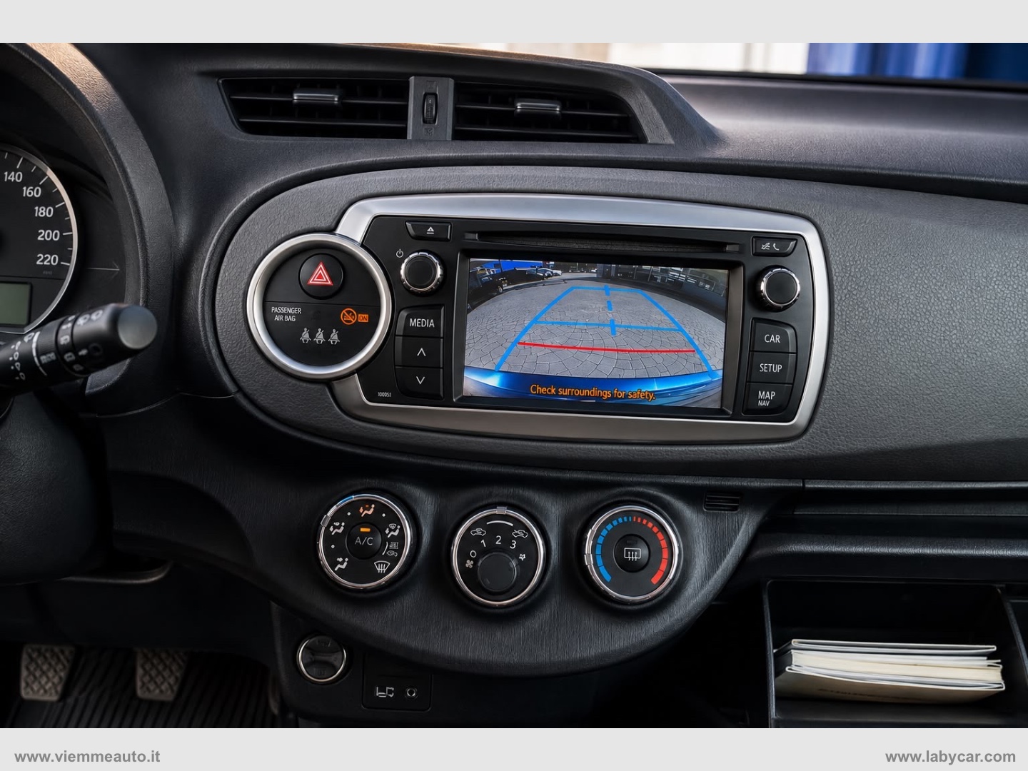 Yaris 1.0 5p. Active - immagine 5