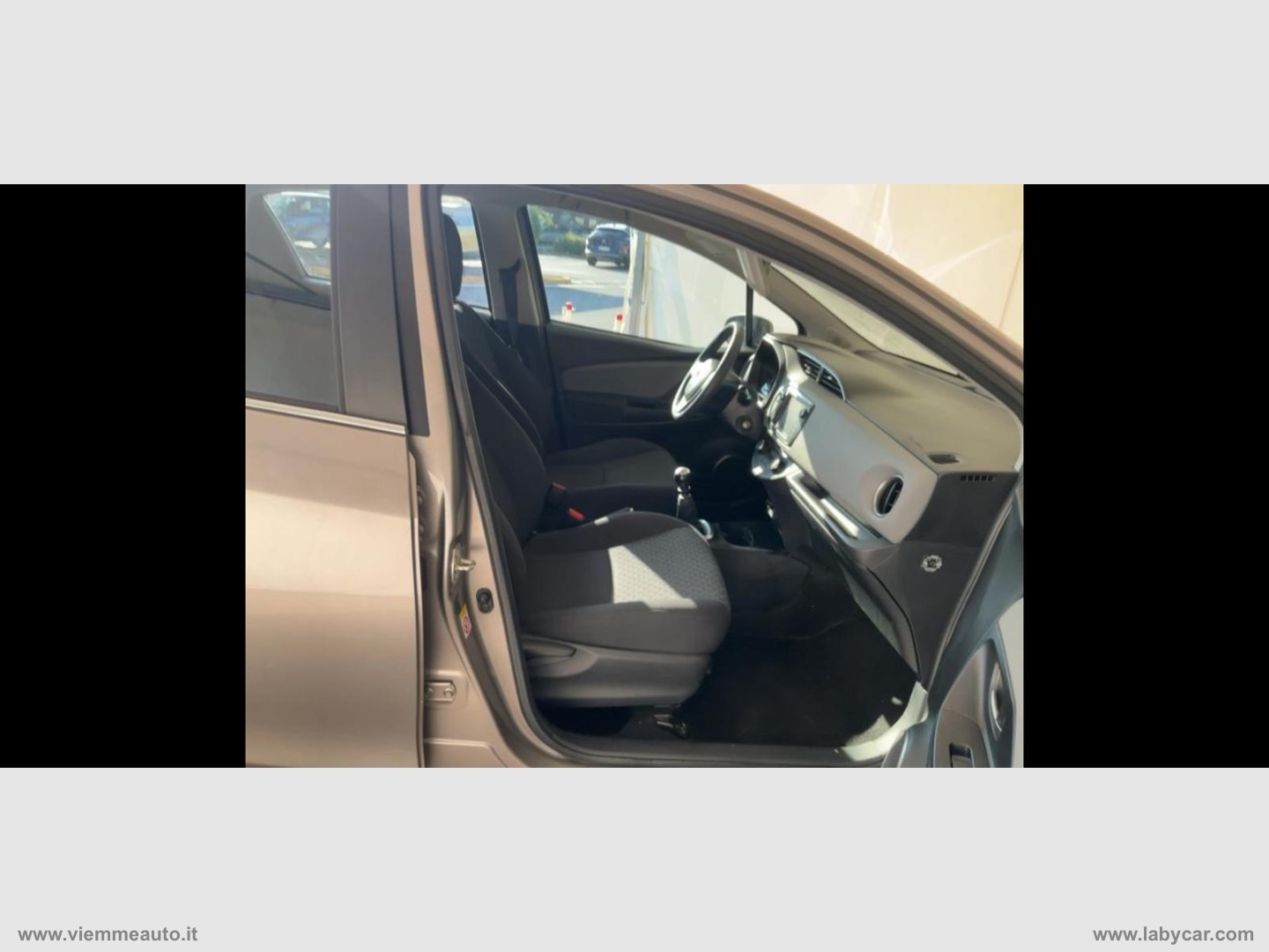 Yaris 1.3 5p. Lounge - immagine 5