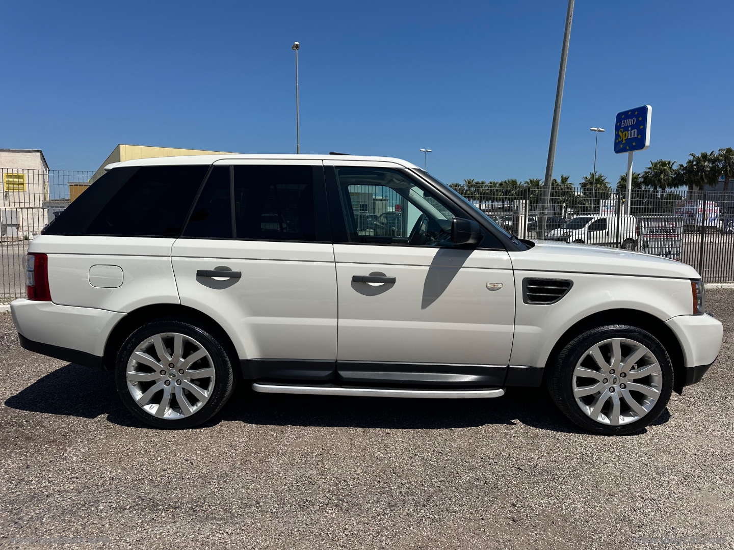 Range Rover Sport 2.7 TDV6 HSE - immagine 5