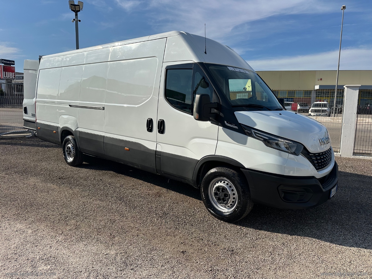 Daily 35S14S 2.3FURGONE MAXI VOLUME HI-MATIC - immagine 5