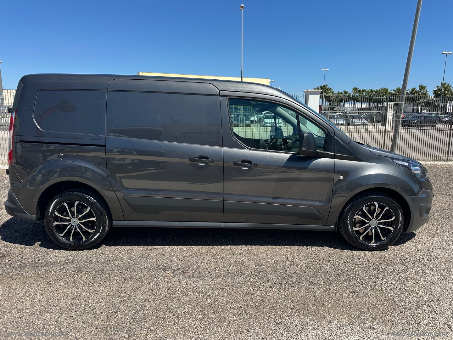 TRANSIT CONNECT DOPPIA PORTA LATERALE MAXI LUNGO - immagine 5