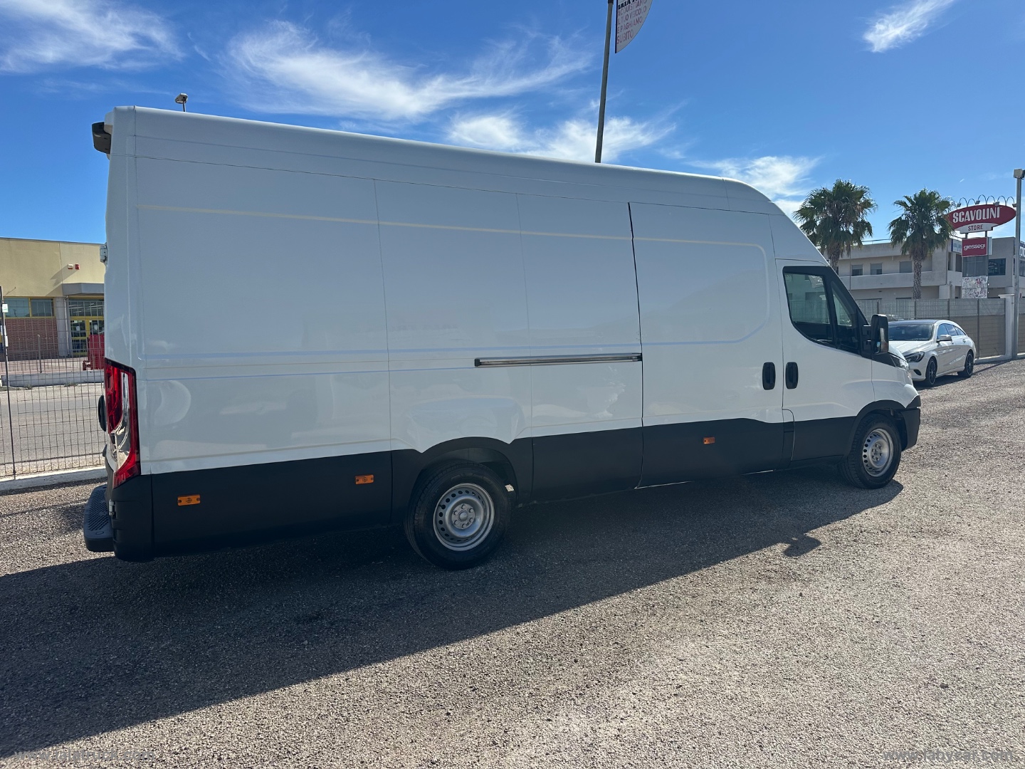 Daily 35S15V 2.3 HPT Furg. EXTRALUNGO E ALTO MOTORE 51000KM - immagine 5
