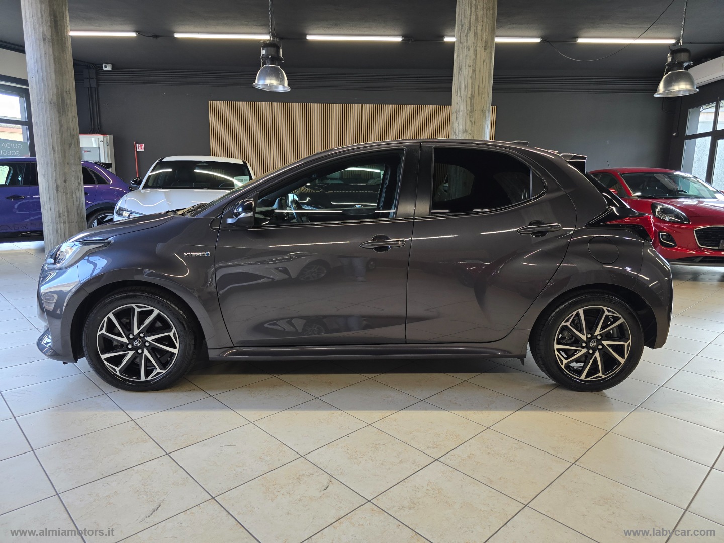 Yaris 1.5 Hybrid 5p. Lounge - immagine 5