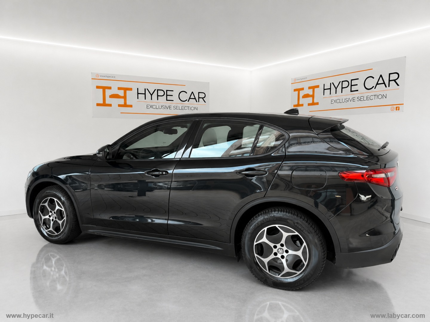 Stelvio 2.2 T.d. 190 CV AT8 Q4 Sup. Bus. - immagine 5