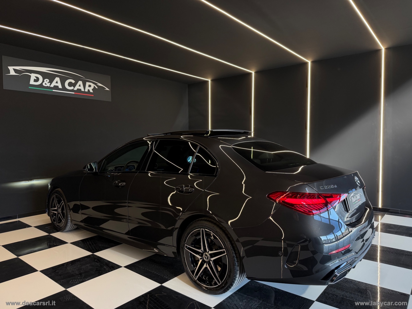 C 220 d Mild hybrid 4 MATIC AMG LINE PREMIUM PLUS - immagine 5