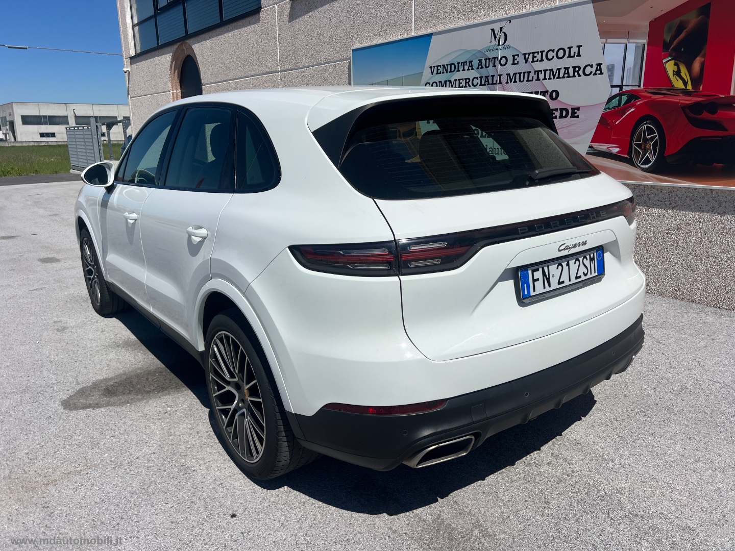 Cayenne 3.0 V6 NUOVO MODELLO CERCHI 21 - immagine 5