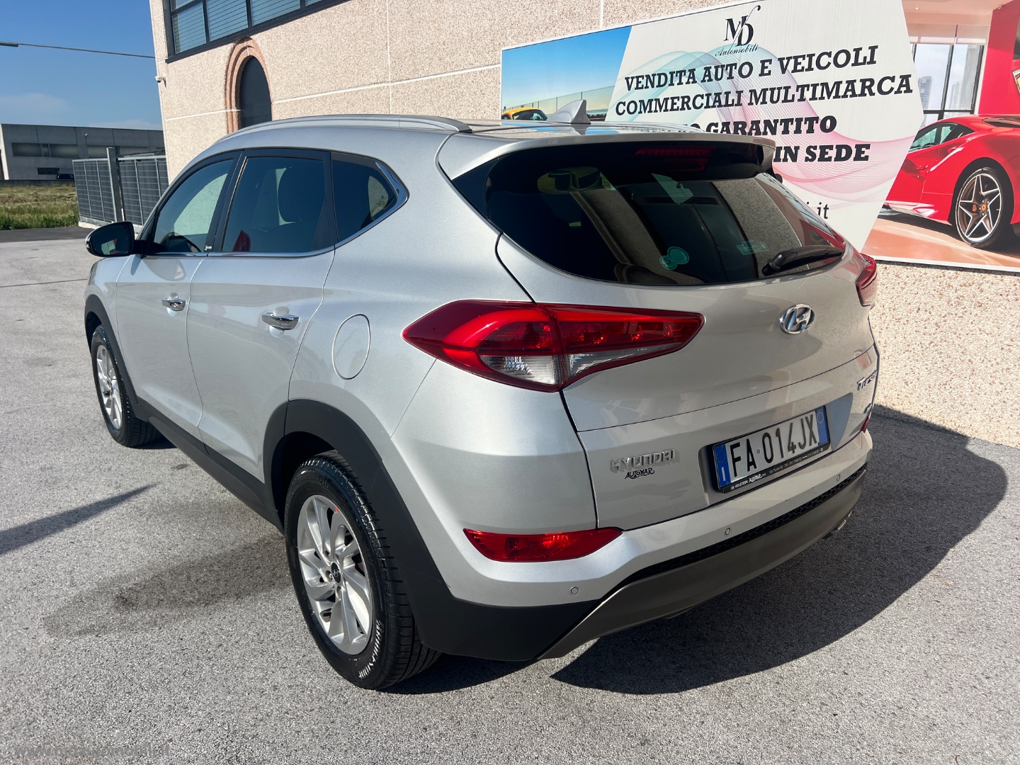 Tucson 2.0 CRDi 4WD XPossible SOLO KM.101000 TAGLIANDATI - immagine 5
