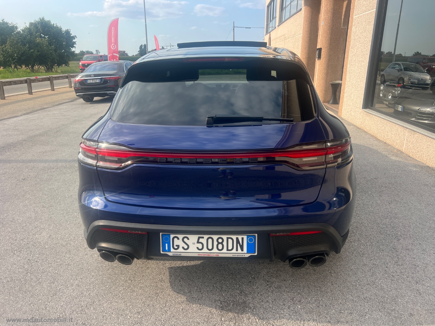 Macan 2.0 TETTO 21 CAMERA FULL - immagine 5