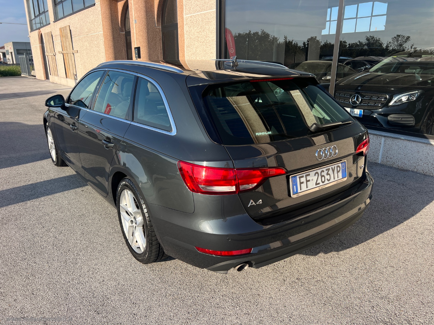 A4 Avant 2.0 TDI 122CV Business Sport NUOVO MODELLO IVA ESPOSTA - immagine 5