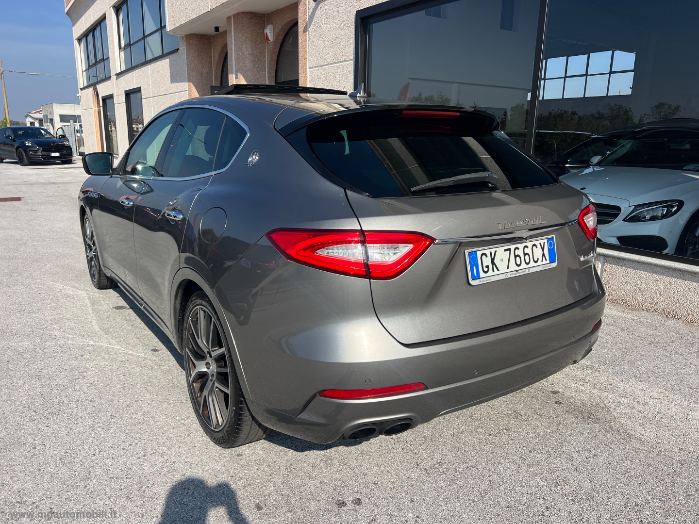 Levante V6 Diesel 275 CV AWD TETTO SOLO KM.106000 - immagine 5