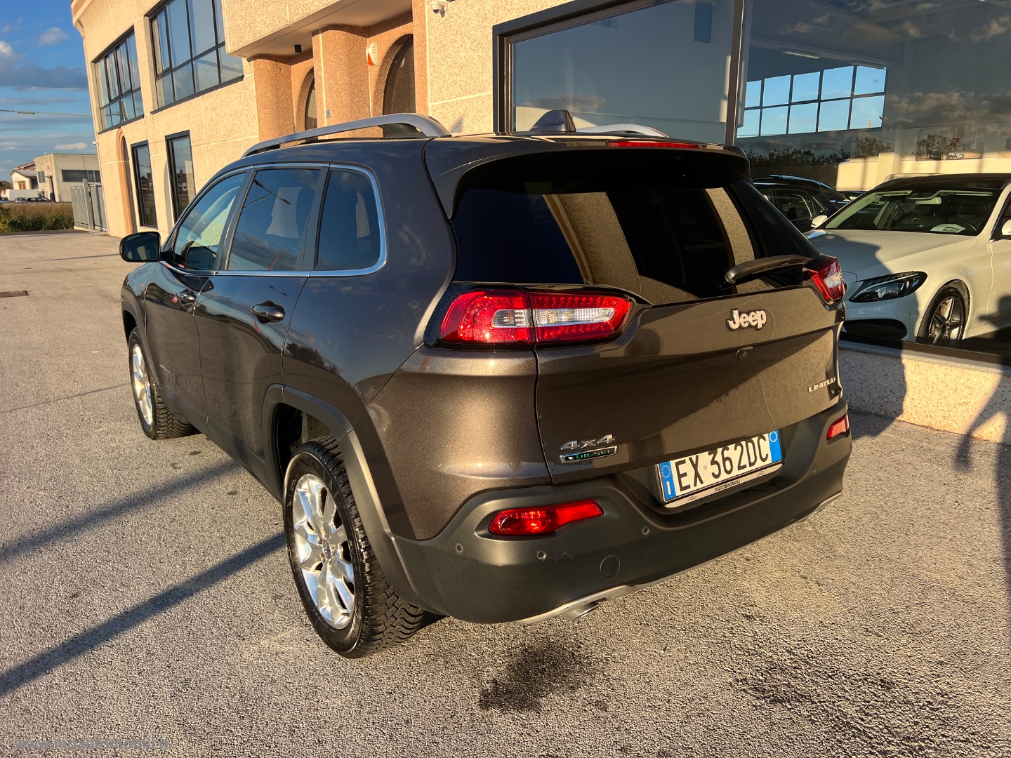Cherokee 2.0 Mjt II 170 CV 4WD AD.I Lim. SOLO KM.127000 - immagine 5