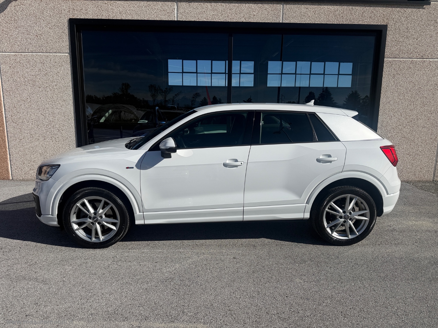 Q2 1.6 TDI Sport S-LINE INTERNO ESTERNO - immagine 5