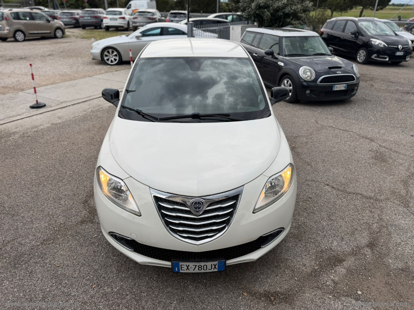 Ypsilon 1.3 MJT 95 CV 5p. S&S Gold - immagine 5