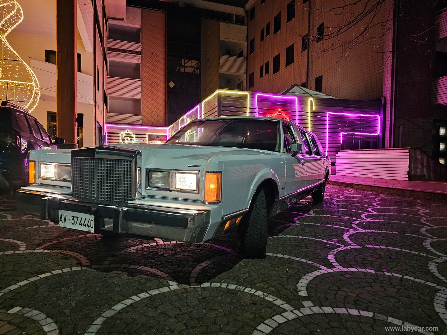 TOWN CAR - immagine 5