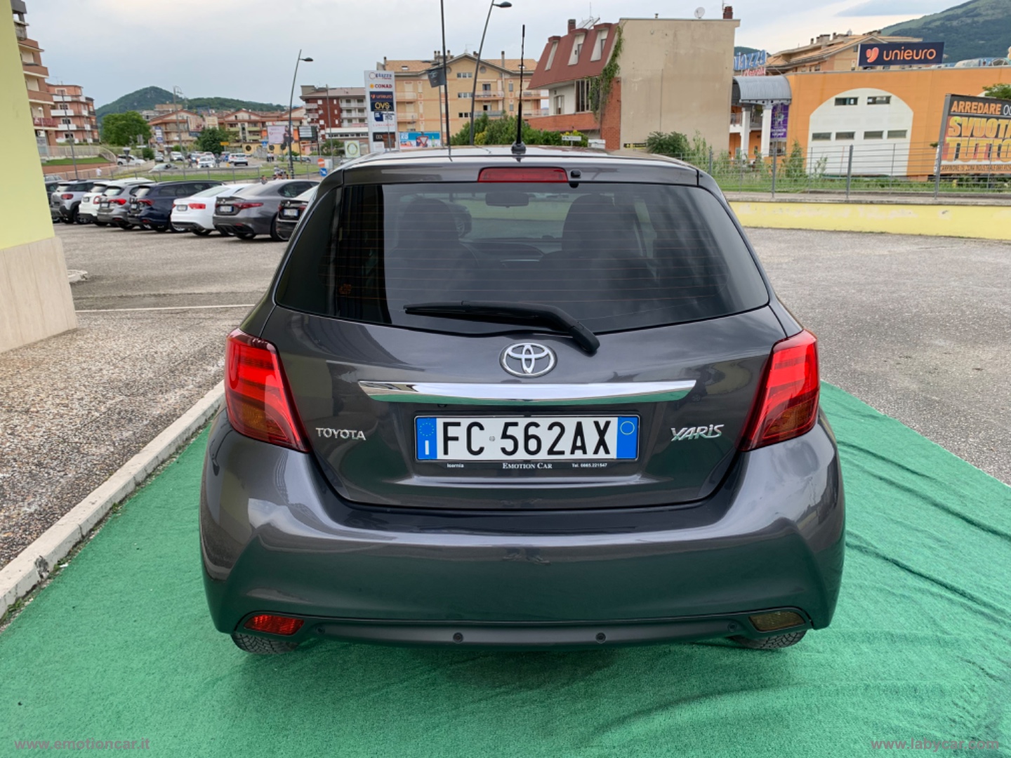 Yaris 1.4 D-4D 5p. Lounge -2016 - immagine 5