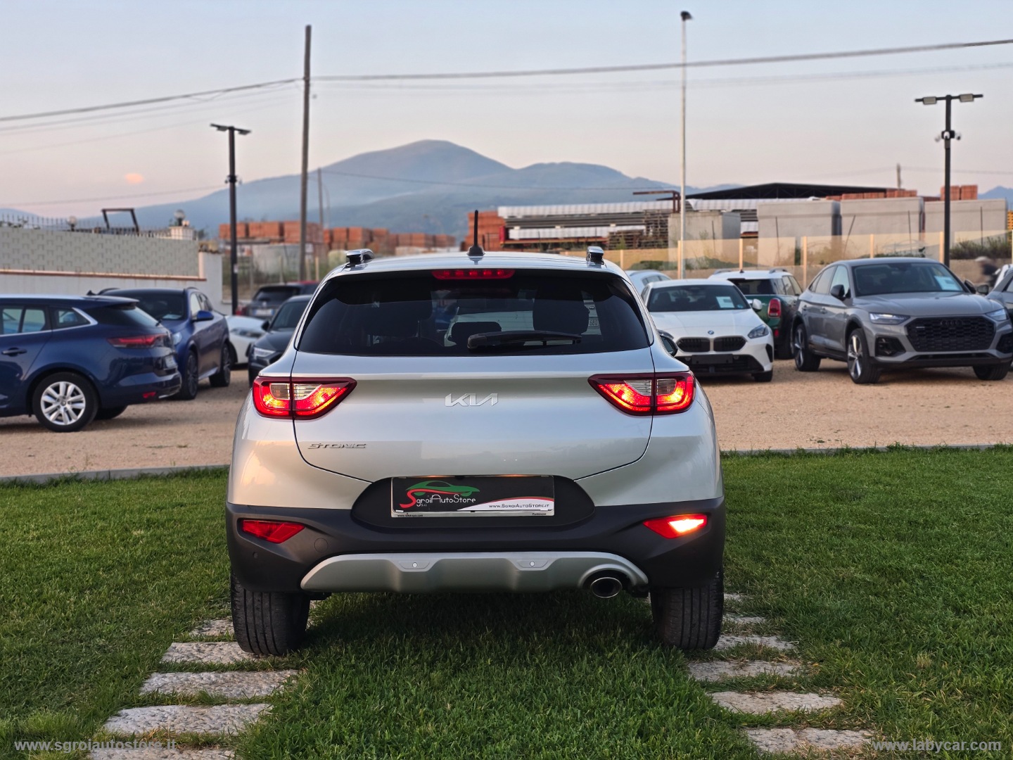 Stonic 1.0 T-GDi 100 CV MHEV iMT Style - immagine 5