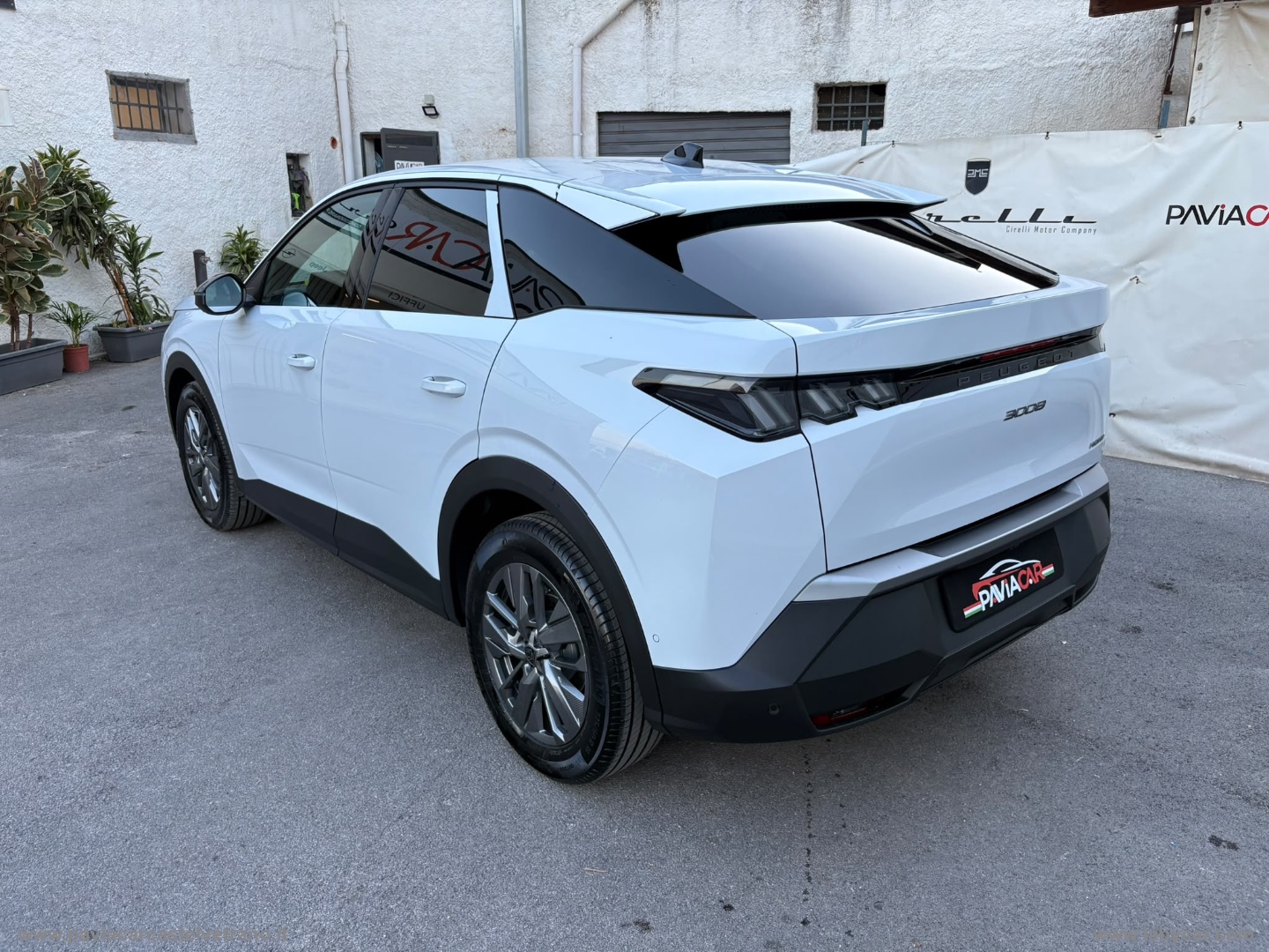 3008 Hybrid 145 e-DCS6 Allure KM/0 - immagine 5