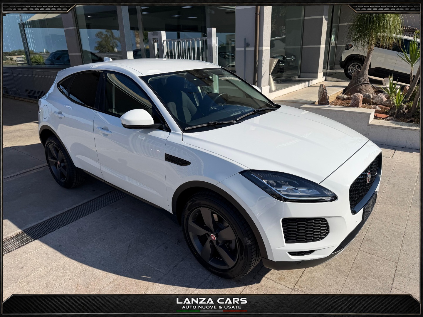 E-Pace 2.0D 150CV - immagine 5