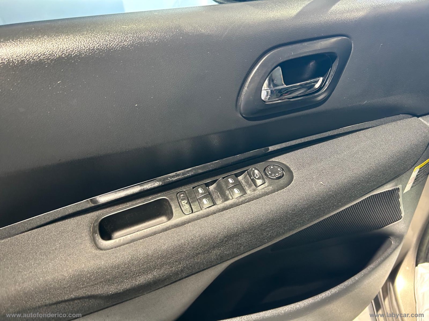 3008 1.6 HDi 112 CV Business - immagine 5