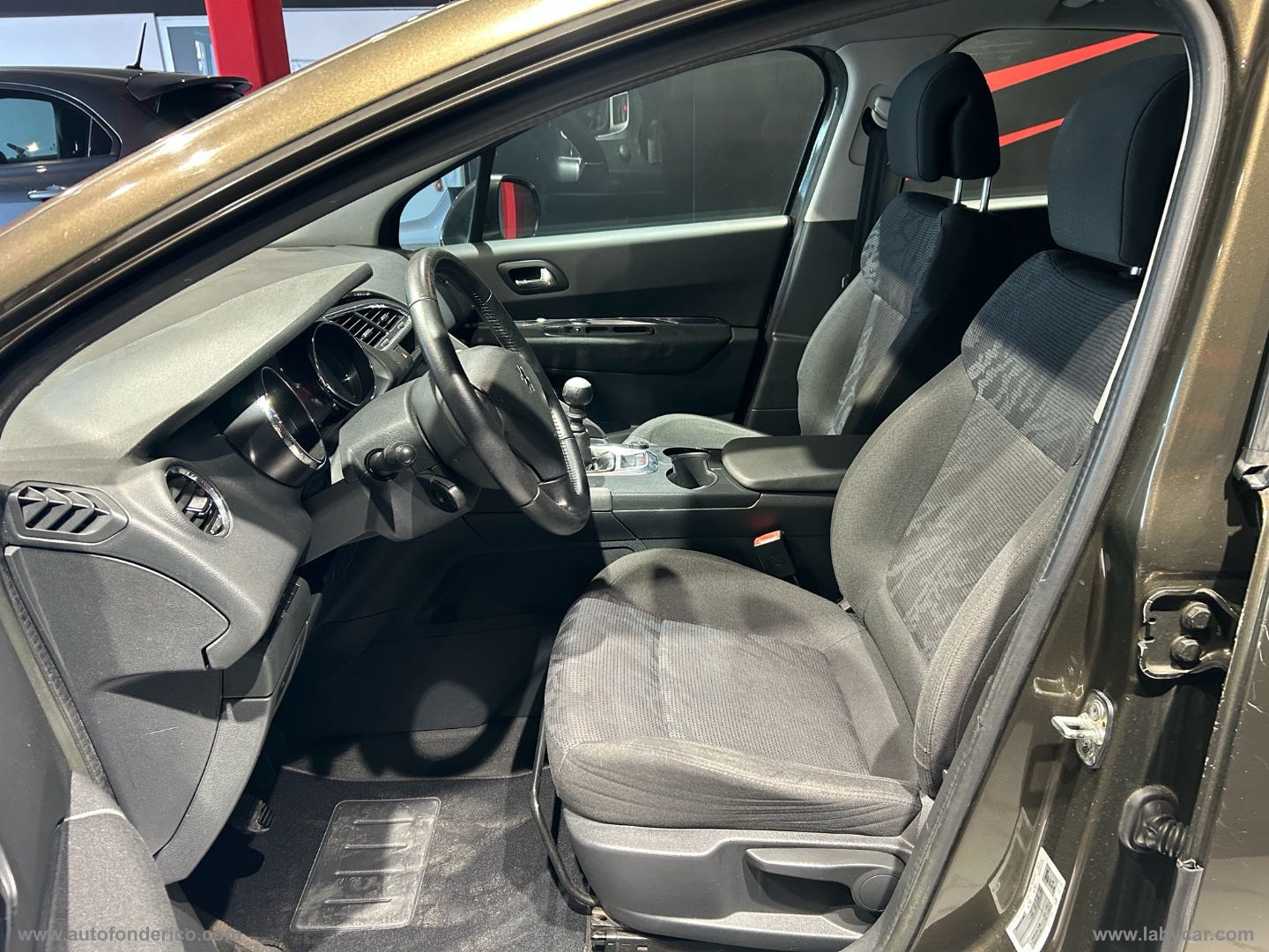 3008 1.6 HDi 112 CV Active - immagine 5