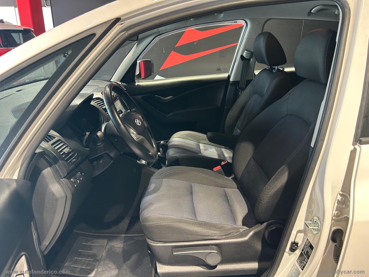 ix20 1.4 CRDI 90 CV Style - immagine 5