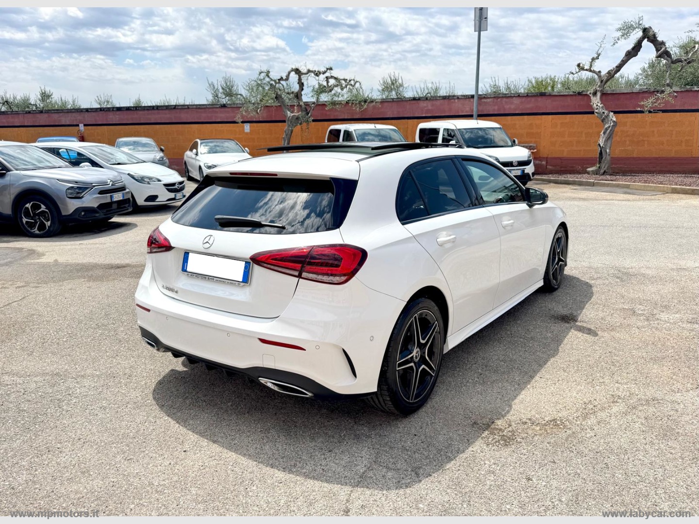 A 200 D PREMIUM AMG LINE AUTOMATICA 2.0 150CV - immagine 5