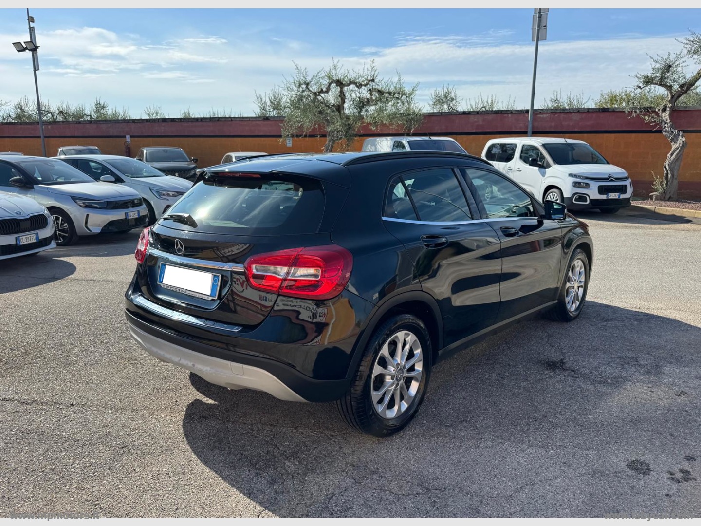 GLA 180D AUTOMATIC SPORT 1.5 109CV - immagine 5