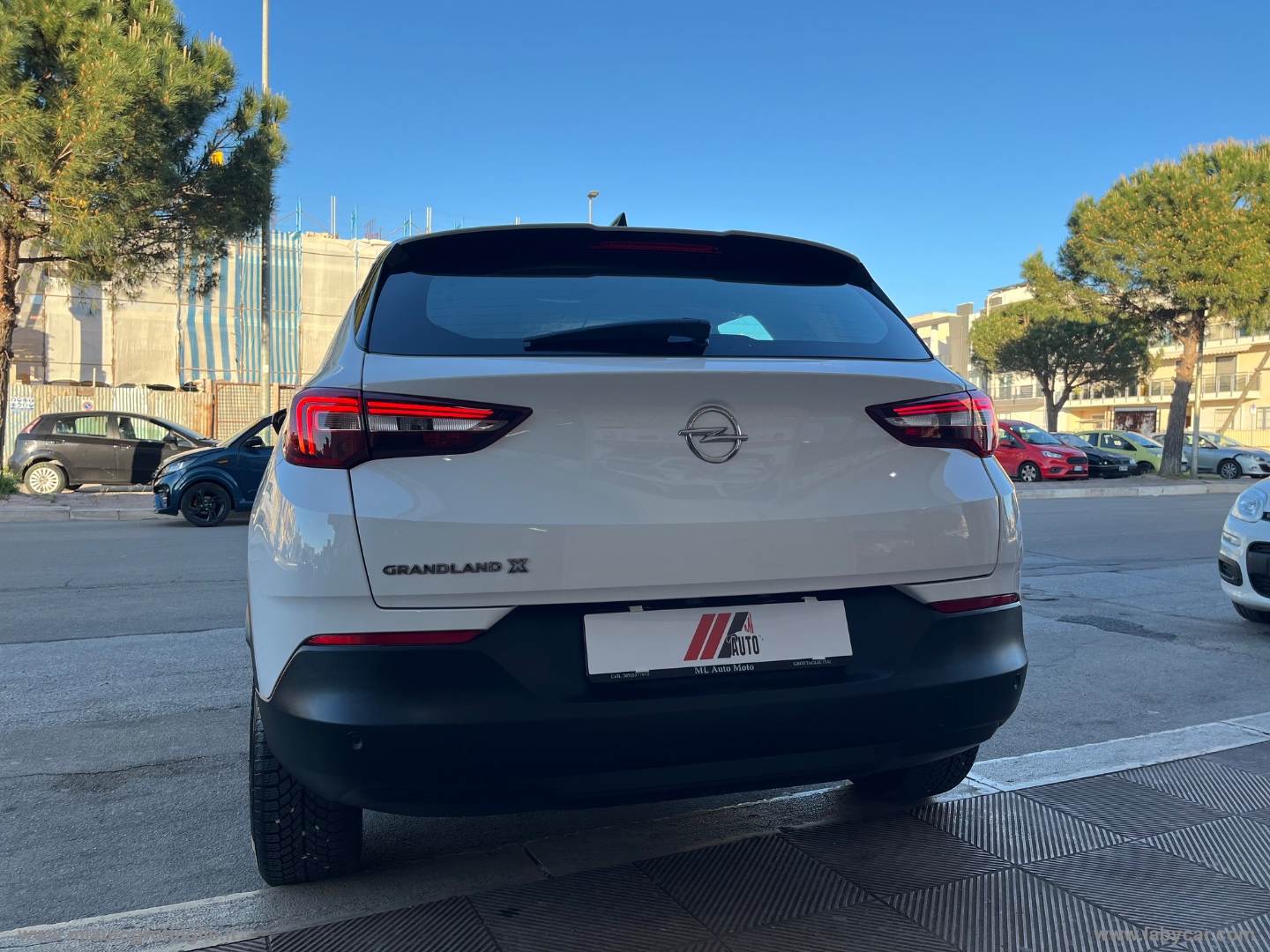 Grandland 1.5 D Ecotec aut. Bus. El. - immagine 5