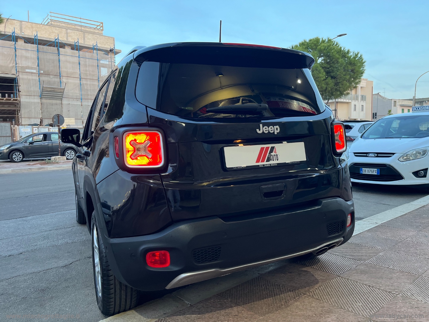 Renegade 1.6 Mjt 120CV Limited - immagine 5